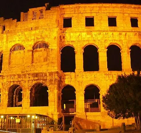 Ancora Center Διαμέρισμα *